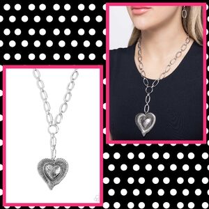 2/$10 Paparazzi High Fidelity - Silver Heart Necklace